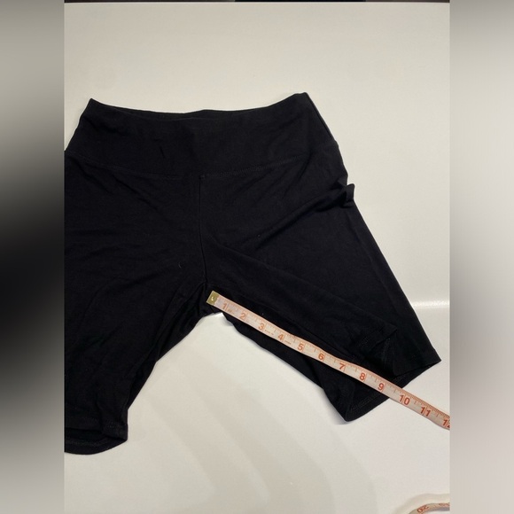Black Biker shorts Bar II size medium - Picture 9 of 9